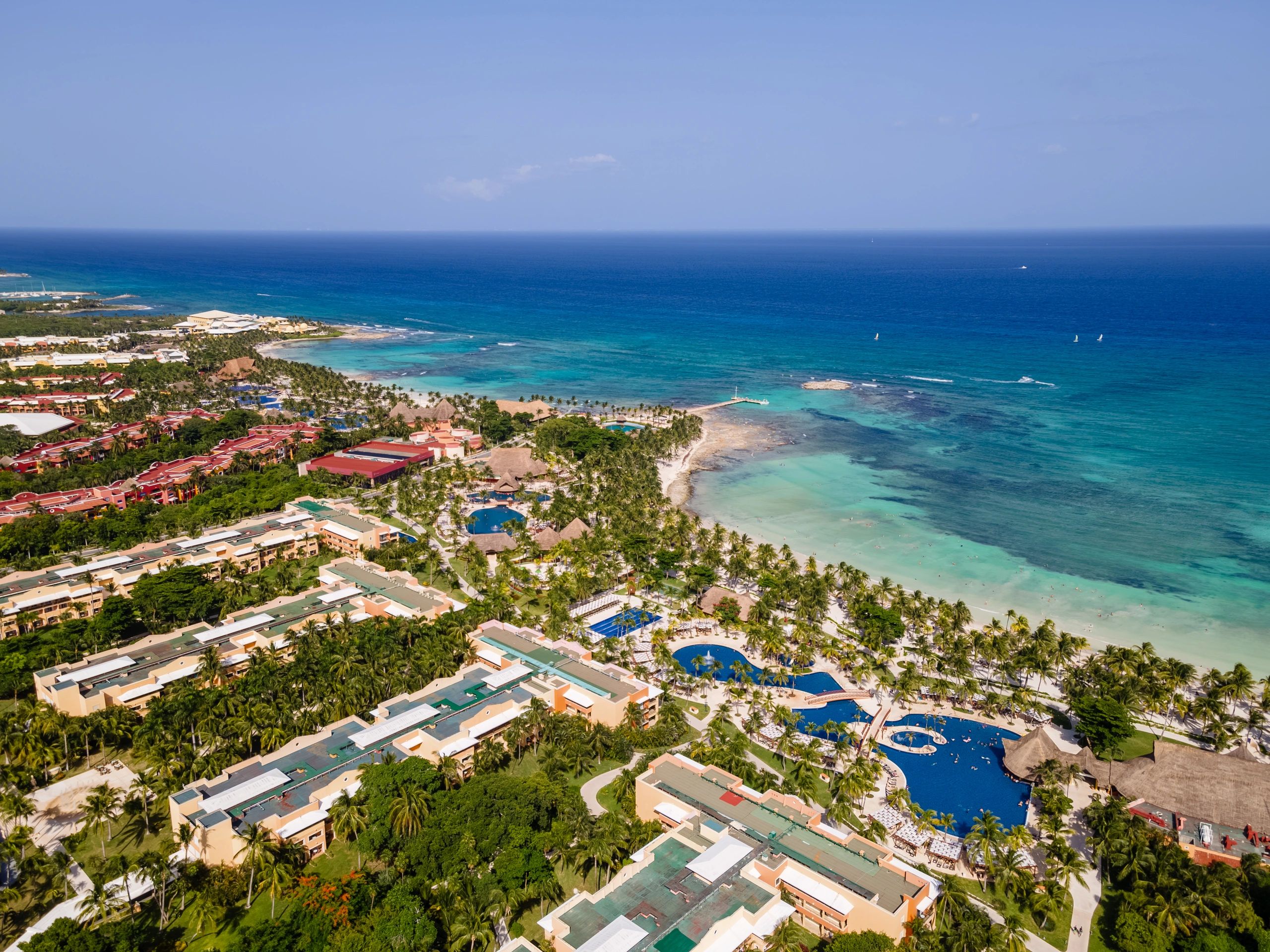 Gran Oasis Cancún frente al mar Caribe