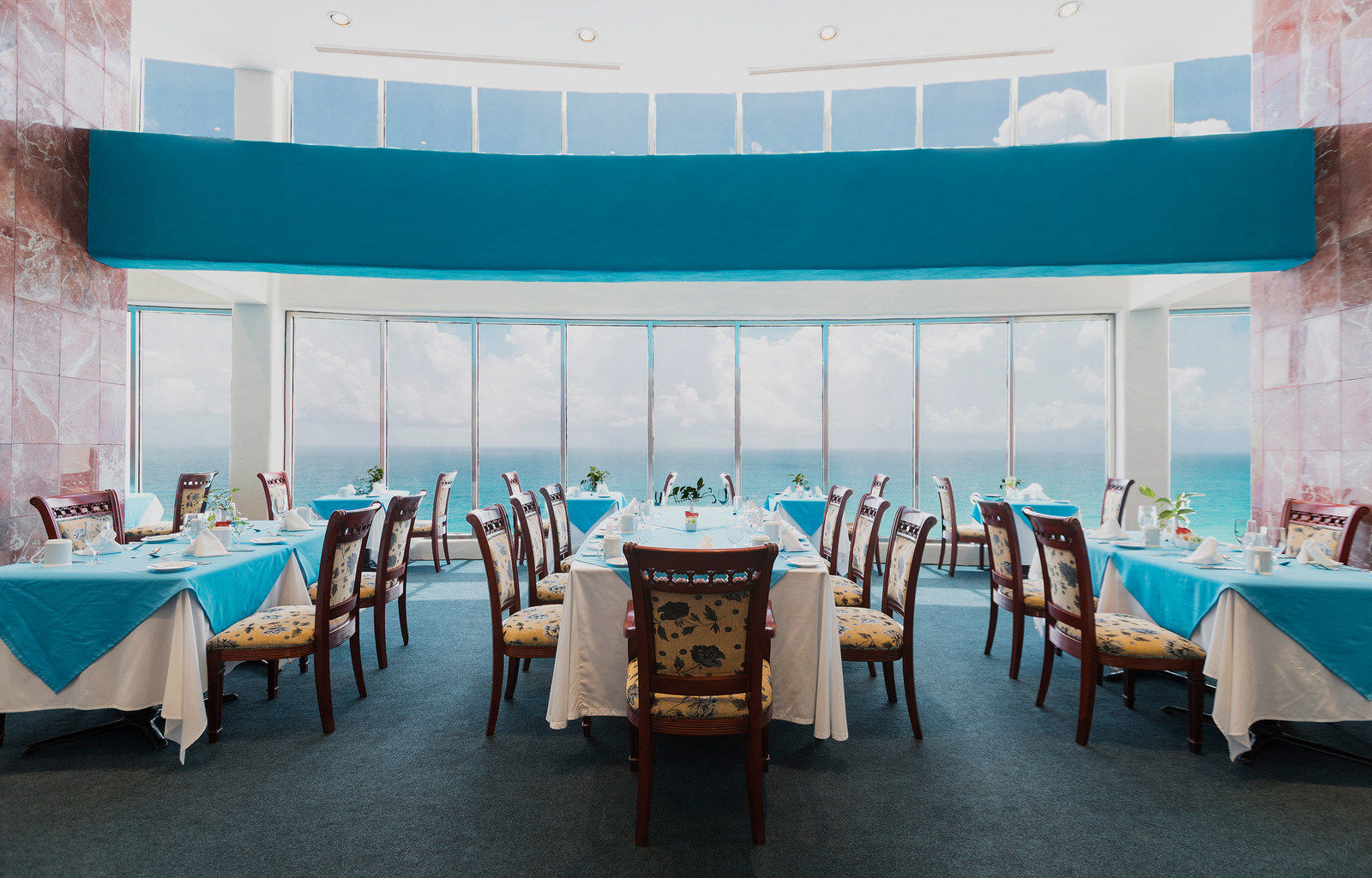 Espacios del hotel Seadust Cancún
